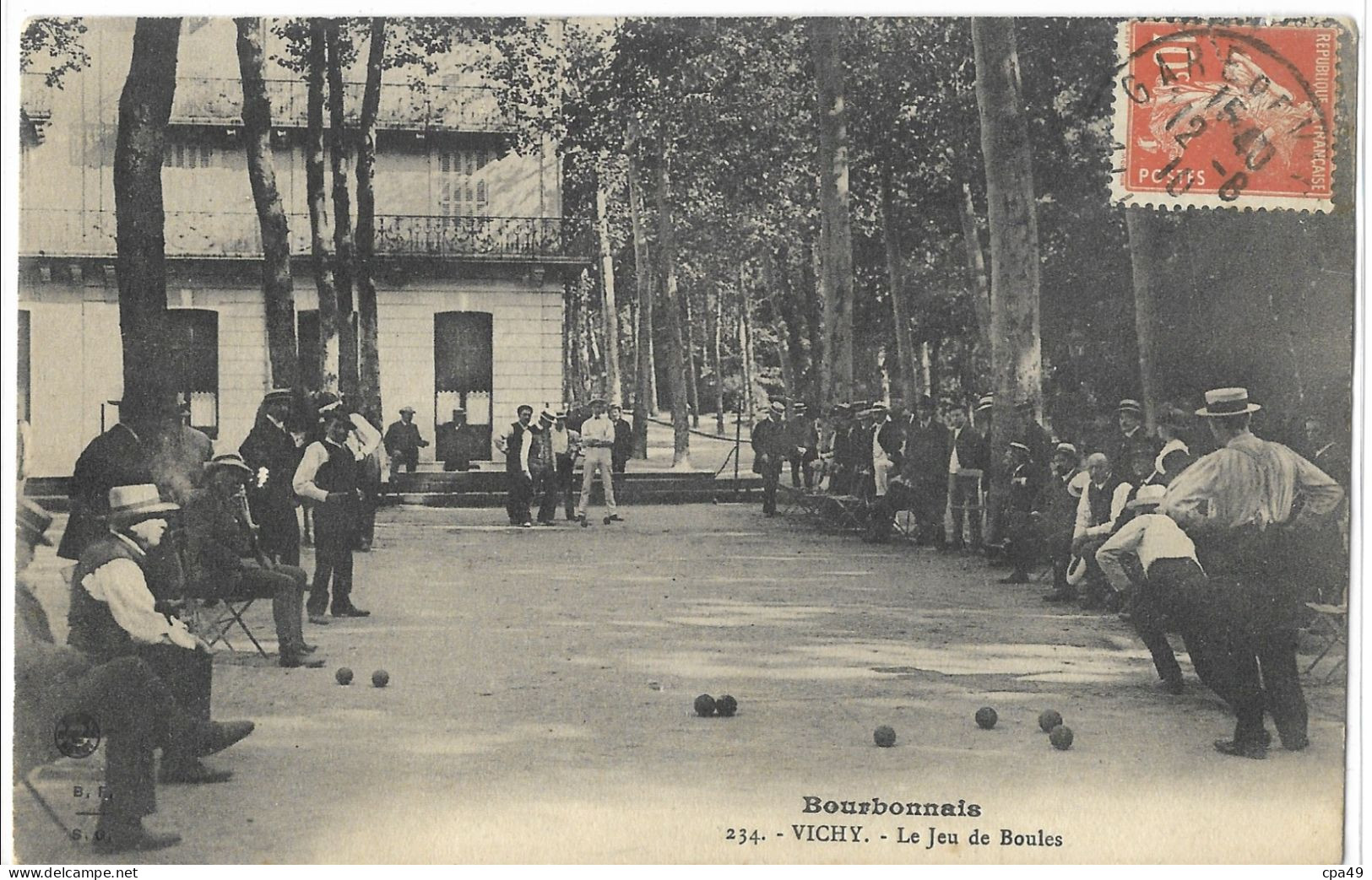 03     BOURBONNAIS   VICHY   LE   JEU   DE   BOULES - Vichy