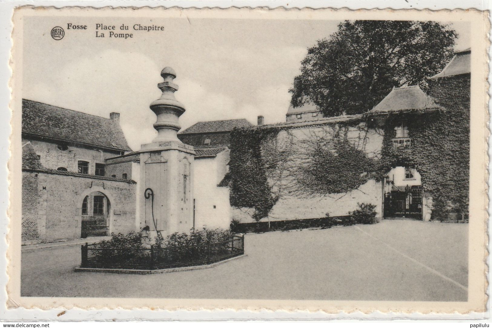 BELGIQUE 180 : Fosse Place Du Chapitre , La Pompe : édit. Imprimerie Hainaut A Fosse - Fosses-la-Ville