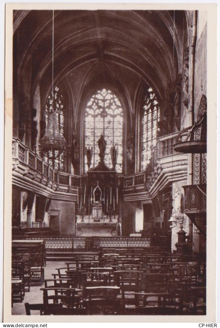 63 - VIC LE COMTE - L'AUVERGNE PITTORESQUE - INTERIEUR DE L'EGLISE DU XVI ° SIECLE - Vic Le Comte