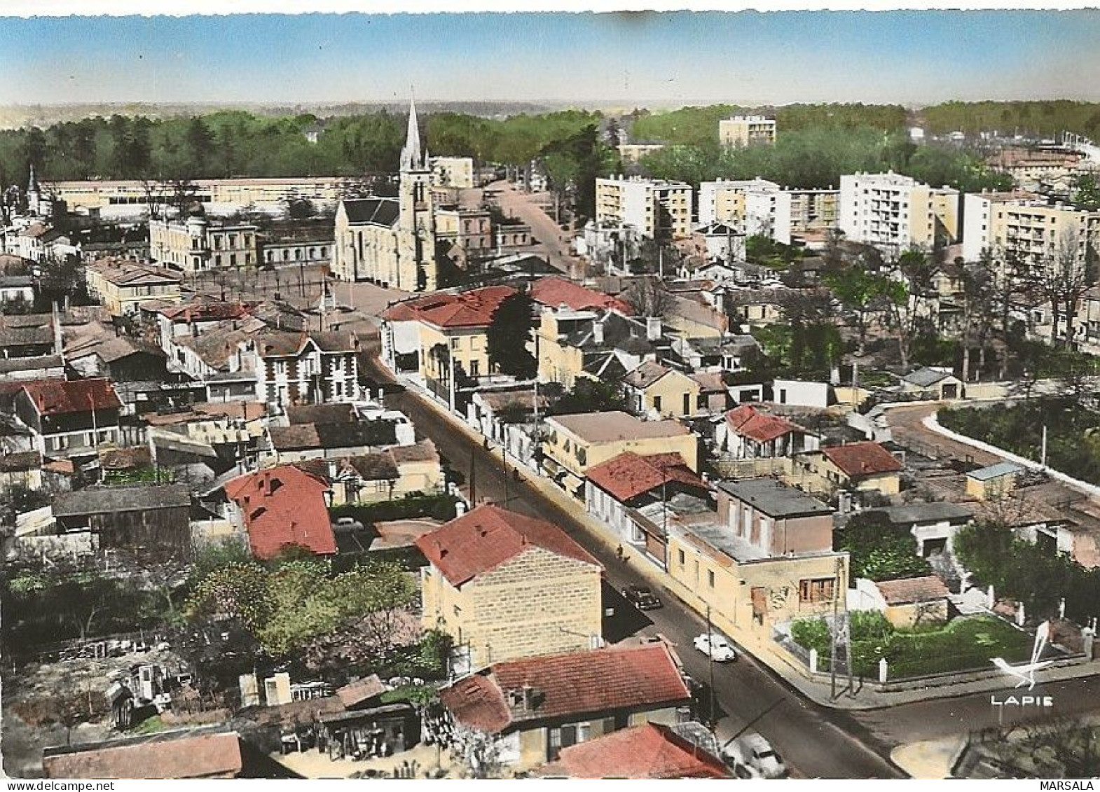 CPSM Mérignac Le Bourg Et L'Avenue De Verdun - Merignac