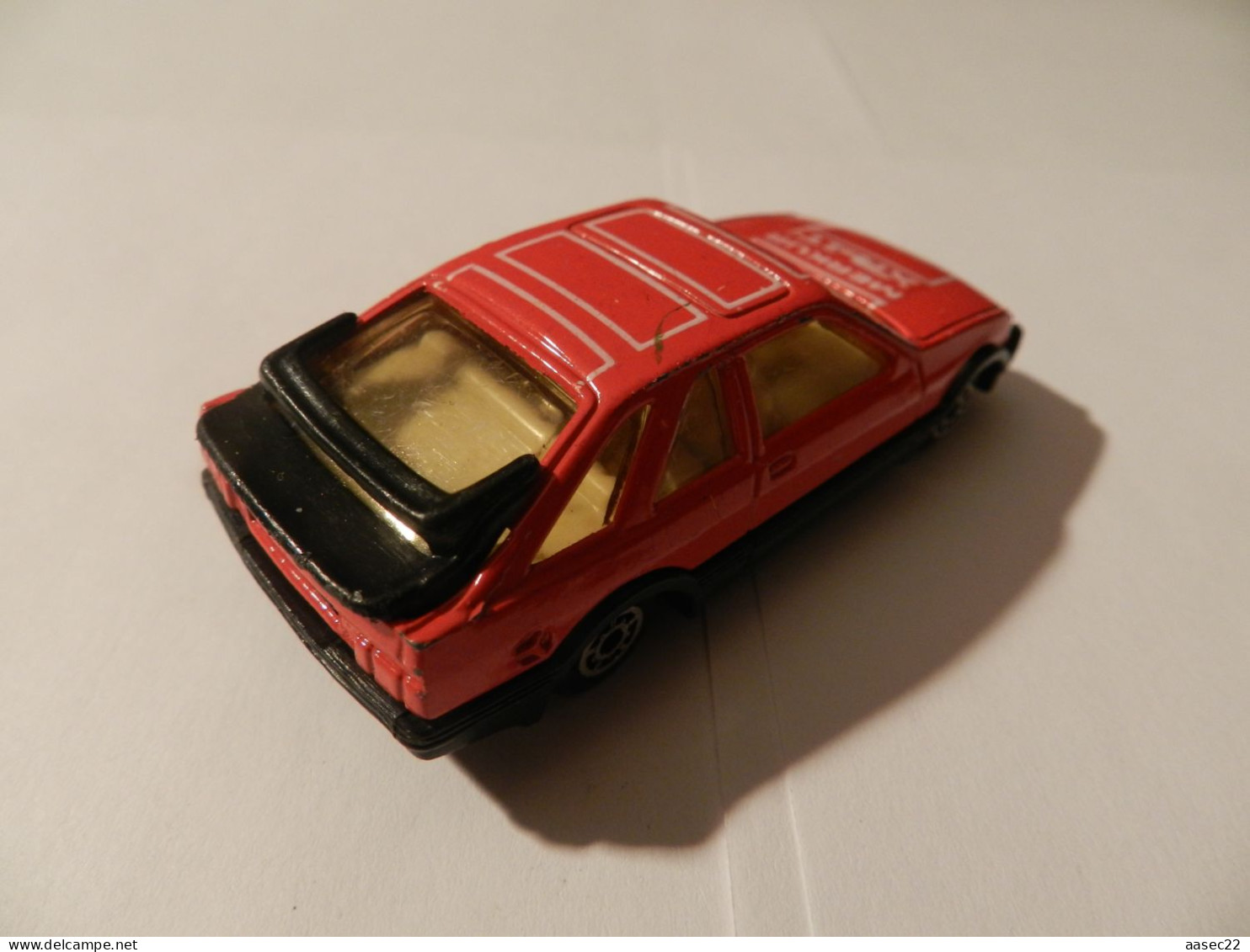 MC Toys    Ford Sierra XR4 I    ***  3566  *** - Sonstige & Ohne Zuordnung