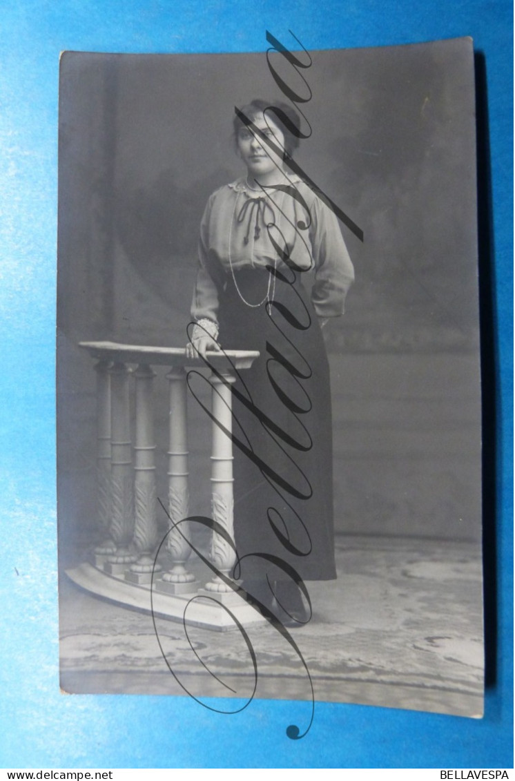 Carte Photo Studio  A.Roman Mechelen 1914-Madeleine Arelies?   Burgerij Bourgeoisie Mode Kapsel - Genealogia