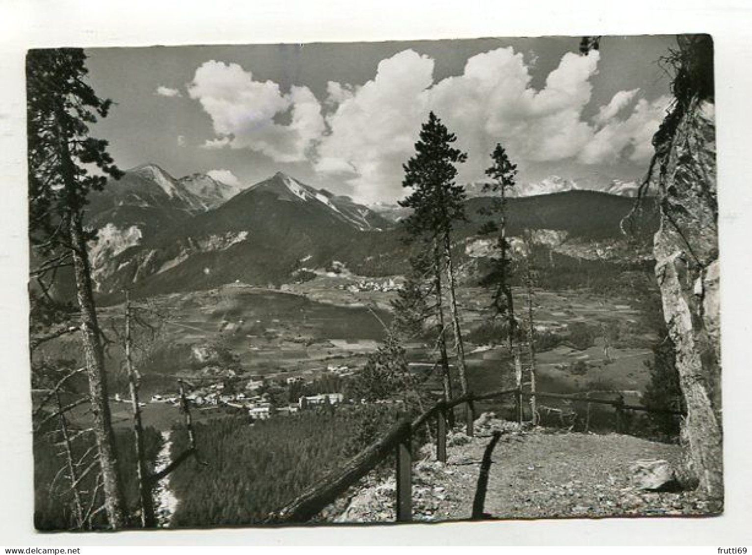 AK 139469 SWITZERLAND - Alvaneu.Bad Und Dorf Vom Schaftobel Aus - Alvaneu