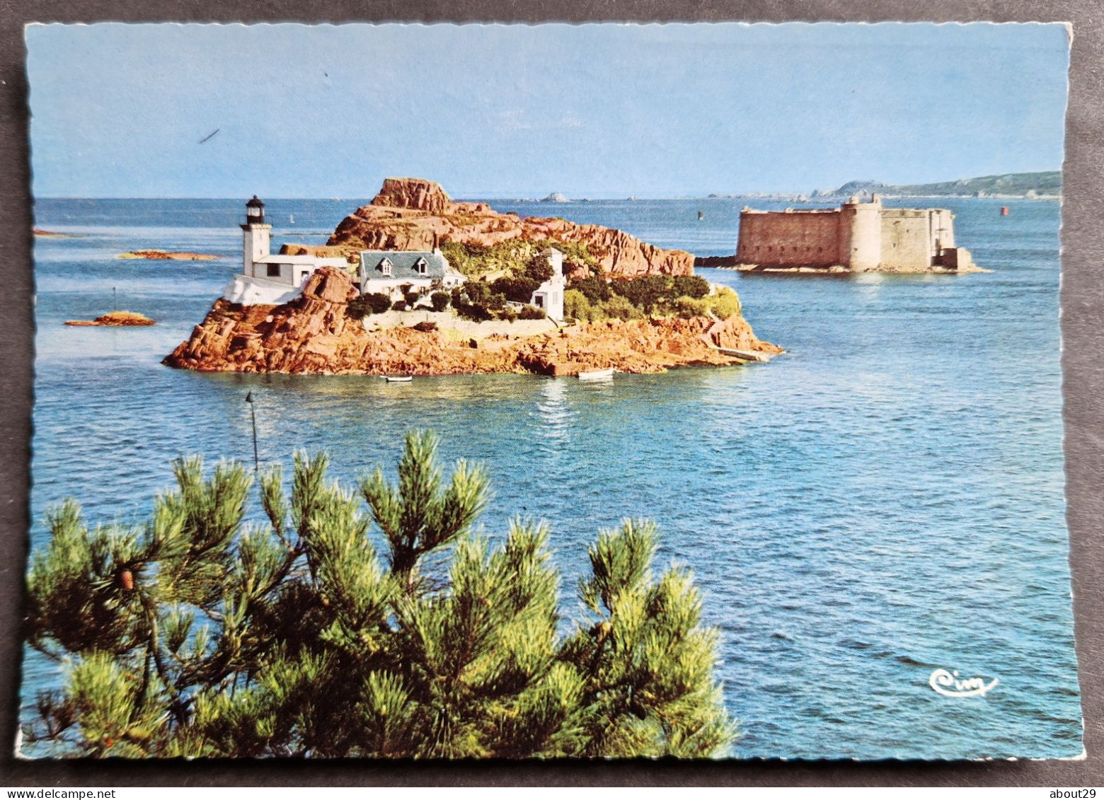 CPM 29 CARANTEC - Ile Louët Et Château Du Taureau - Edit. CIM 40 - Réf O 228 - Carantec