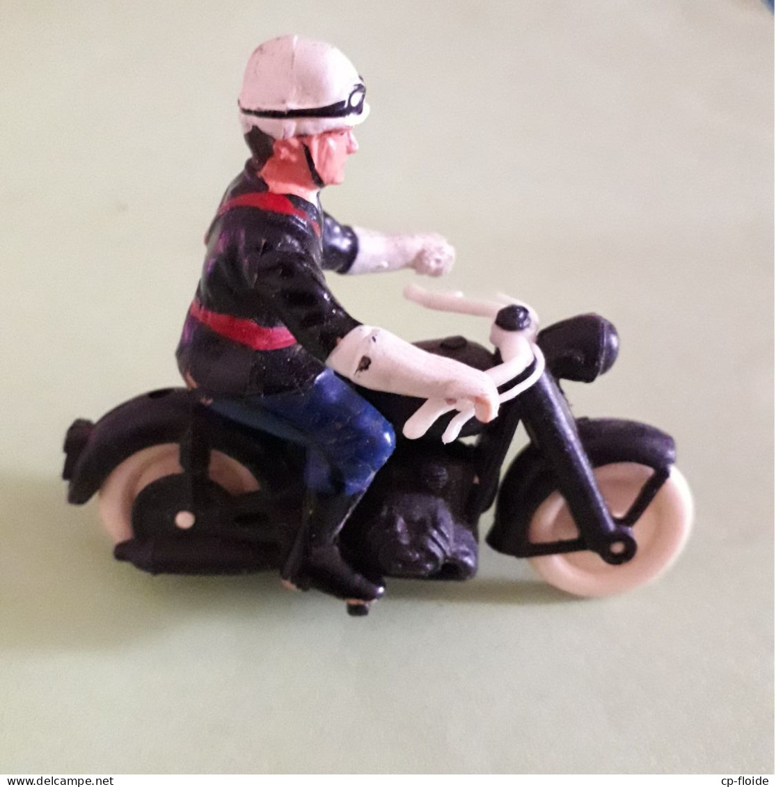 JOUET . MOTO ET MOTARD GENDARMERIE - Réf. N°57J - - Motorcycles