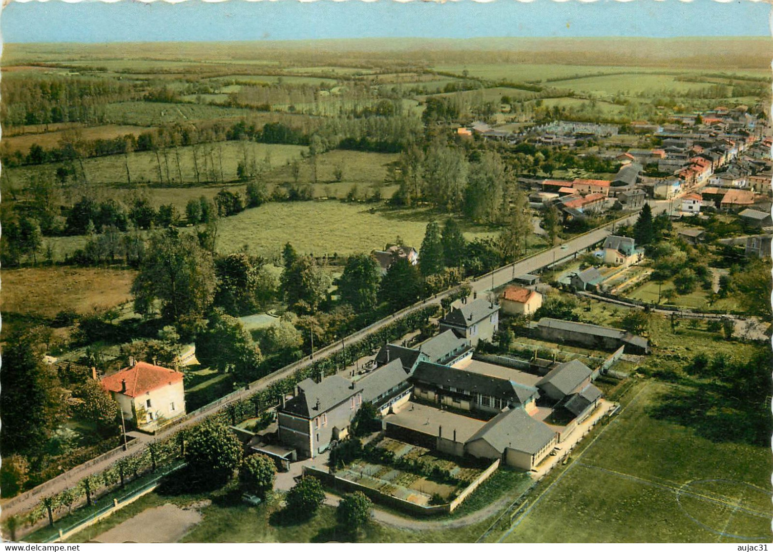 Dép 79 - Ecole - Brioux Sur Boutonne - Les écoles - Semi Moderne Grand Format - Bon état - Brioux Sur Boutonne