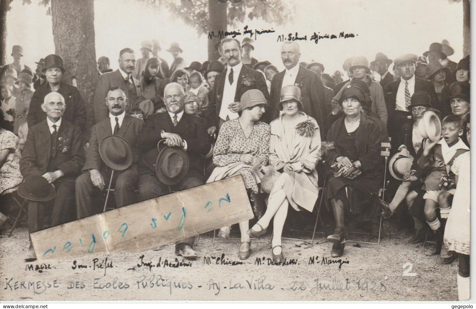 AY En CHAMPAGNE - La Villa - Kermesse Des Ecoles Publiques Du 22 Juillet 1928 - Les Officiels Qui Posent ( Carte Photo ) - Ay En Champagne