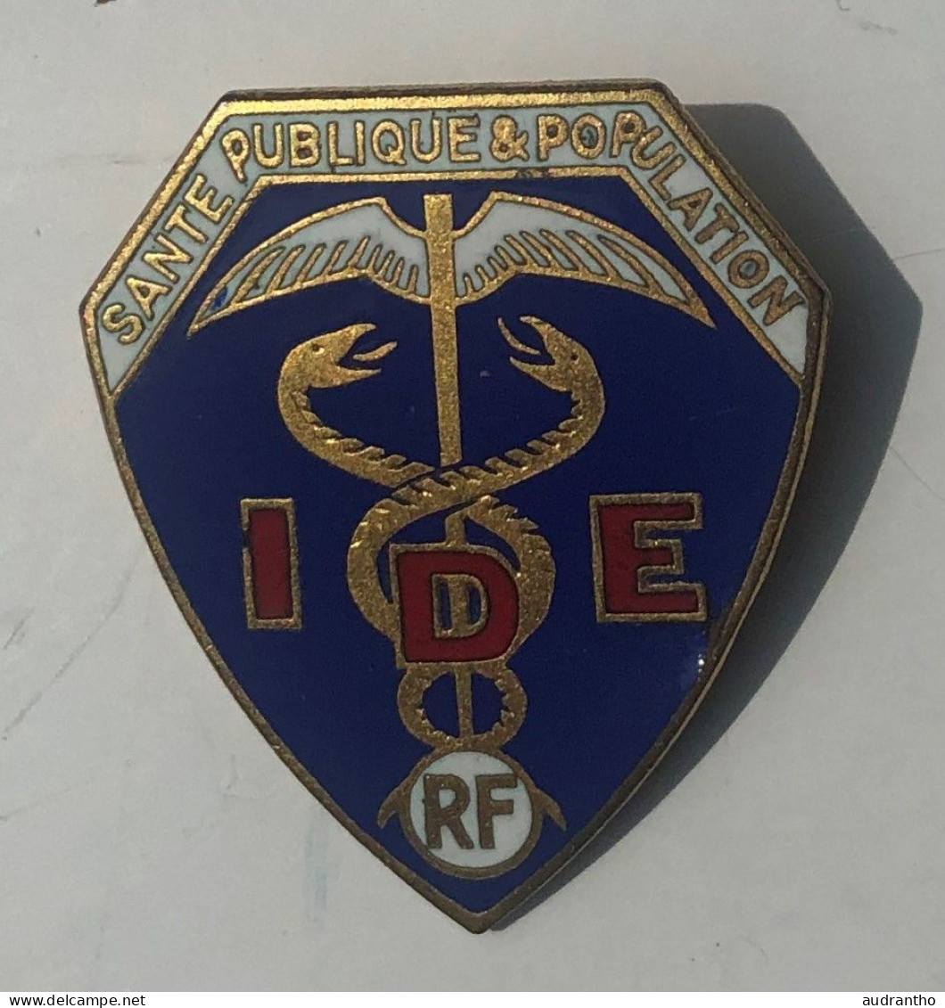 Ancien Insigne émaillé - Santé Publique Et Population - Infirmière Diplomée D'état 1939-1950- IDE - GUERAULT - Moto