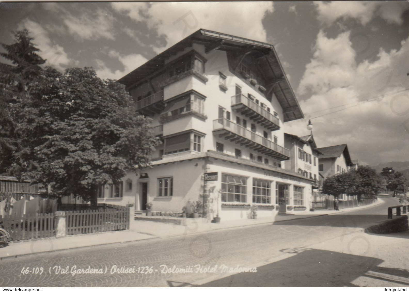 CARTOLINA  ORTISEI M.1236,BOLZANO,TRENTINO ALTO ADIGE-VAL GARDENA-DOLOMITI HOTEL MADONNA-STORIA,MEMORIA,VIAGGIATA 1956 - Fermo