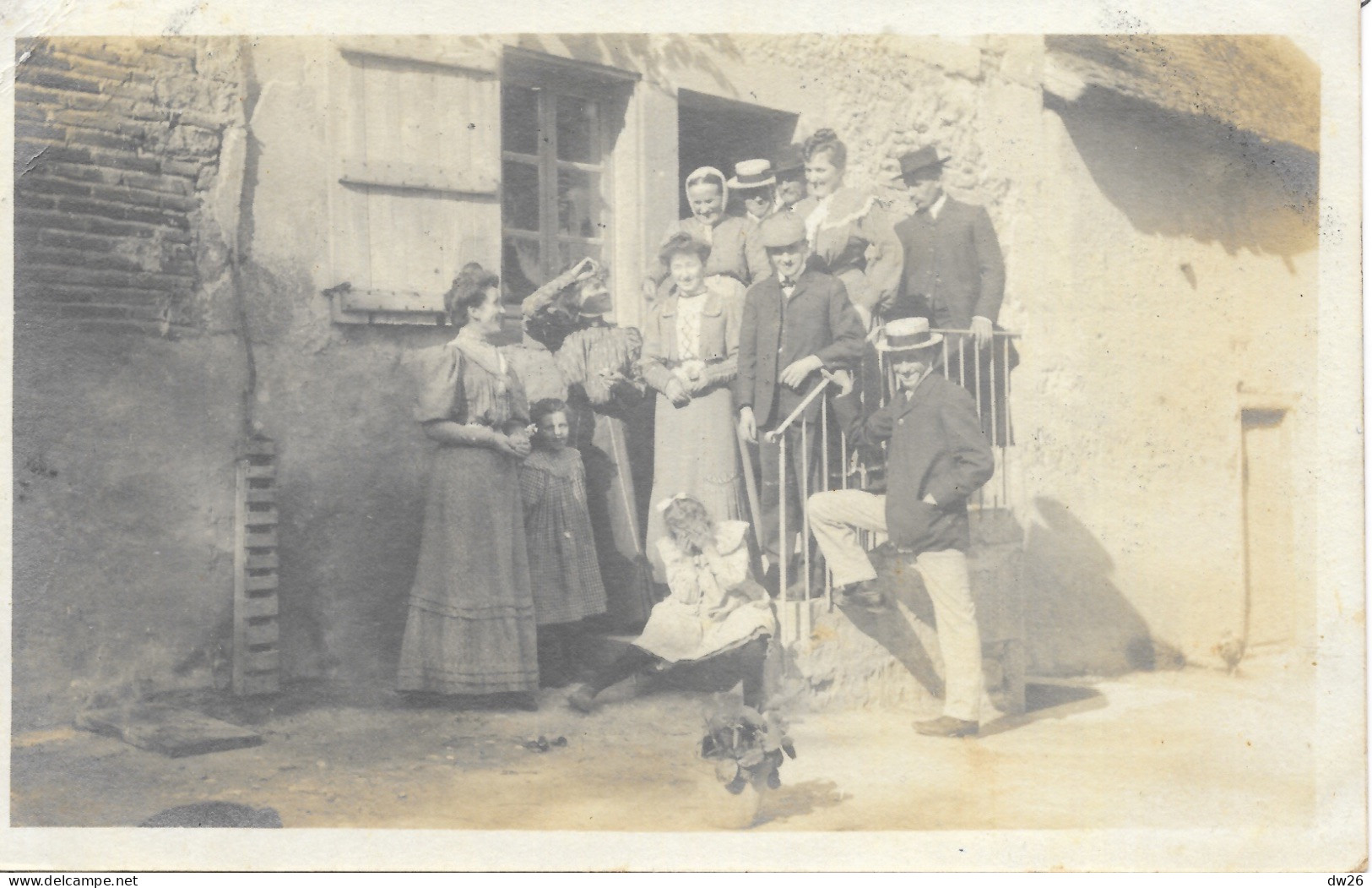 Généalogie - Photo De La Famille Bouton - Carte écrite Par Antoinette Partie De Paris (Chopin) 1905 - Genealogia