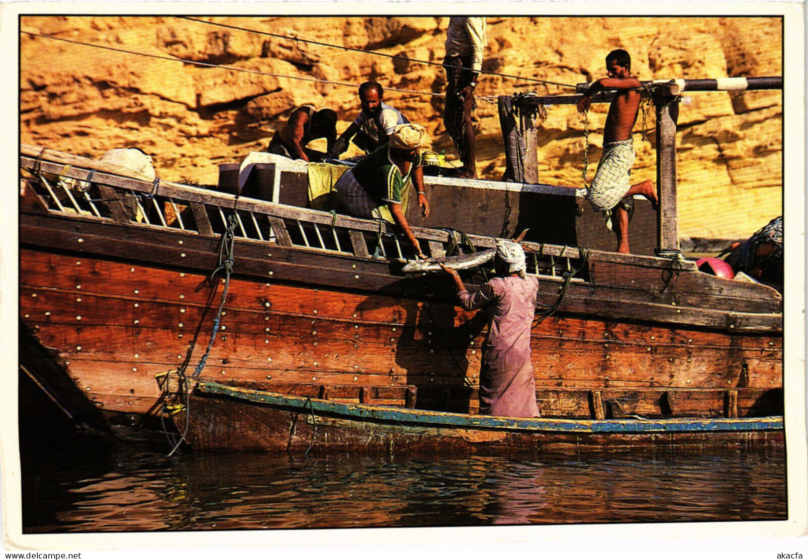 PC OMAN, FISHING AT SUR, Modern Postcard (b48107) - Oman