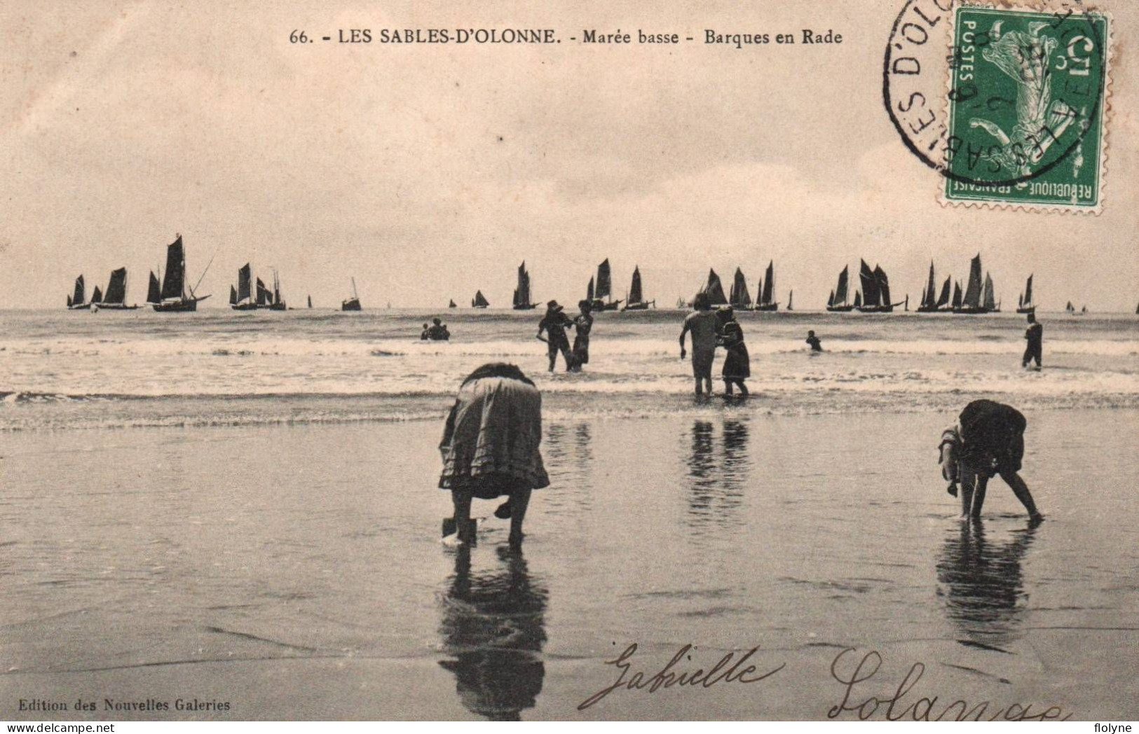 Les Sables D'olonne - Marée Basse , Barques En Rade - Pêche à Pied - Sables D'Olonne