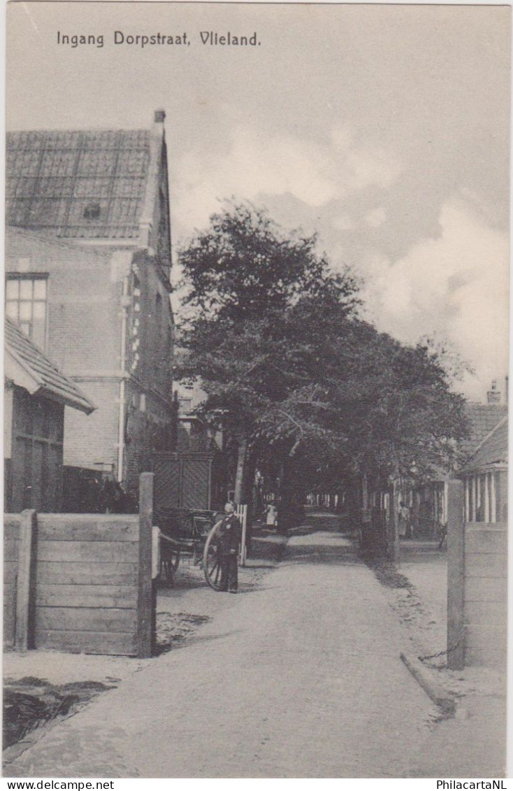 Vlieland - Ingang Dorpstraat - Zeer Oud - Vlieland