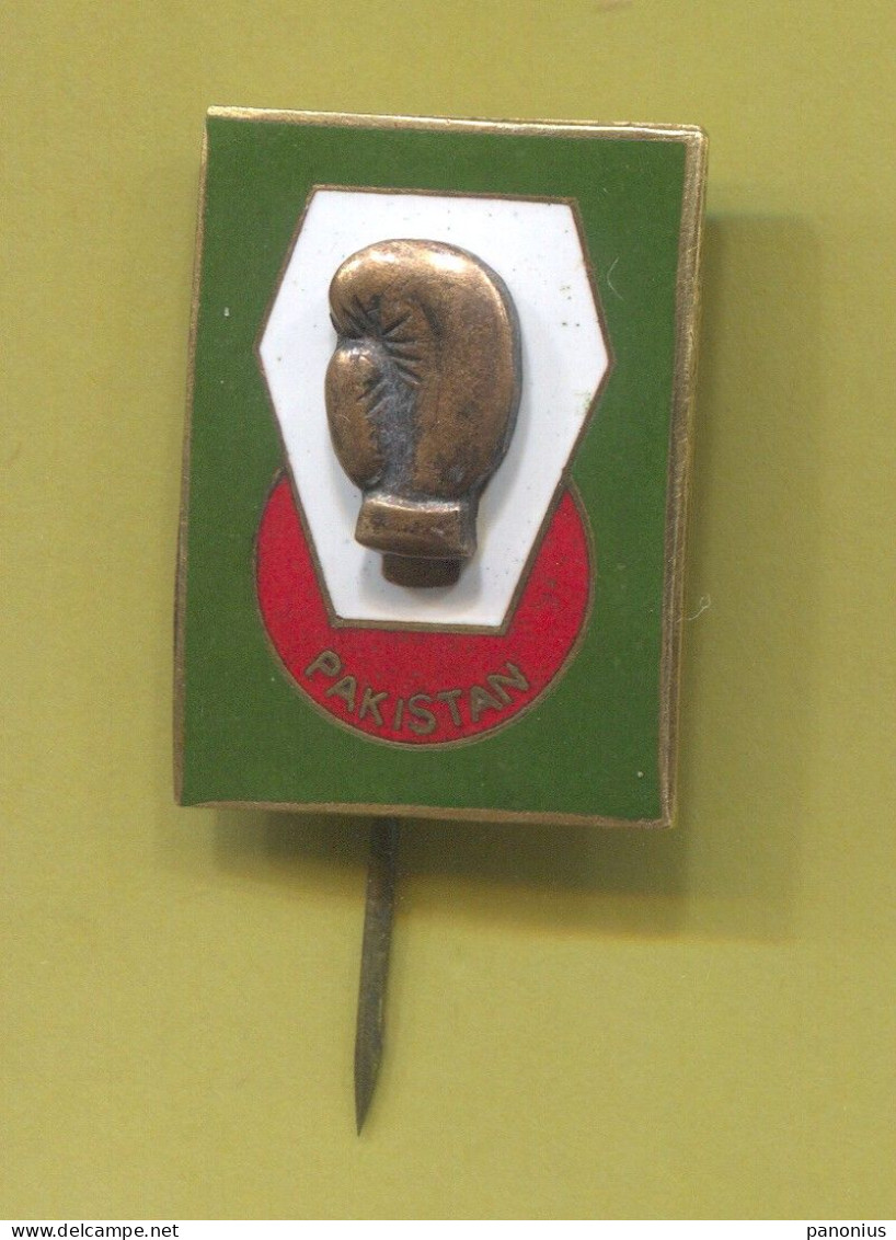 Boxing Box Boxen Pugilato - Pakistan  Federation Association, Enamel  Vintage Pin  Badge  Abzeichen - Boxing