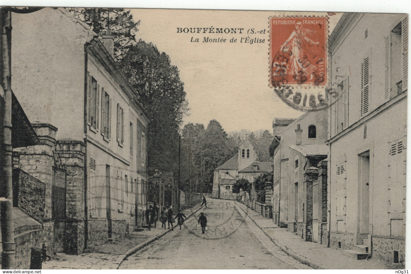 95 - La Montée De L'église - Bouffémont