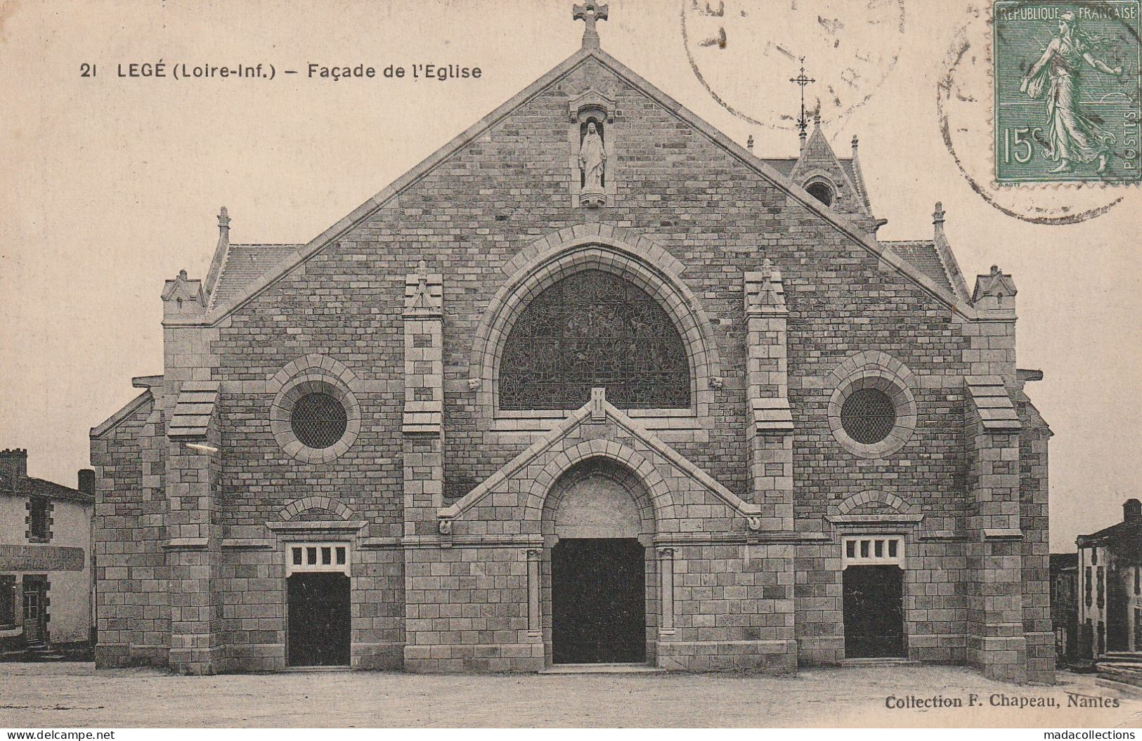 Legé (44 - Loire Atlantique) Façade De L'Eglise - Legé