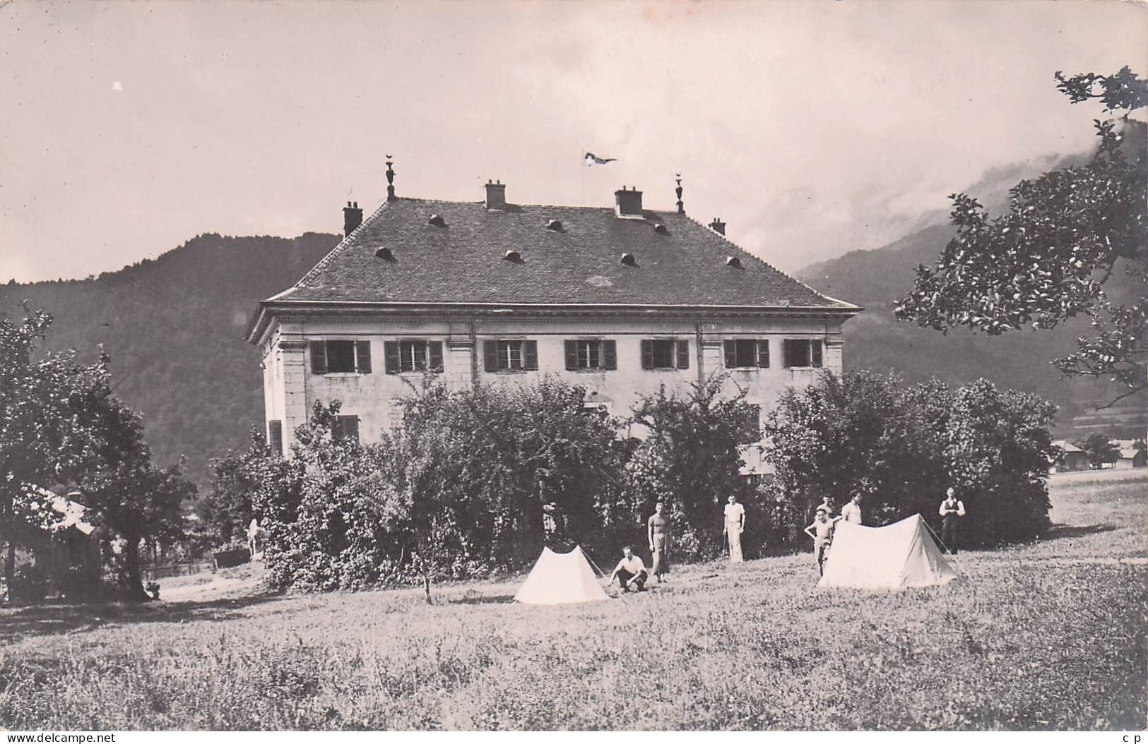 Ugine  - Auberge De Jeunesse - Carte Photo  -  Cahet Rouge Verso -CPA °J - Ugine