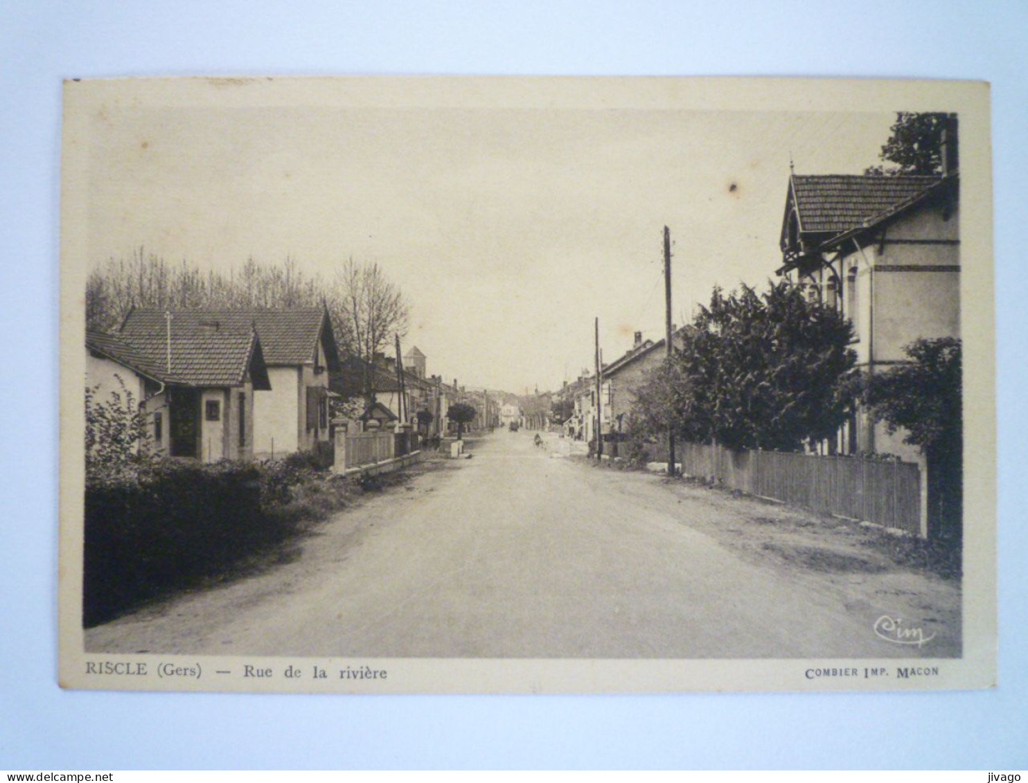 2023 - 1700  RISCLE  (Gers)  :  Rue De La RIVIERE   XXX - Riscle