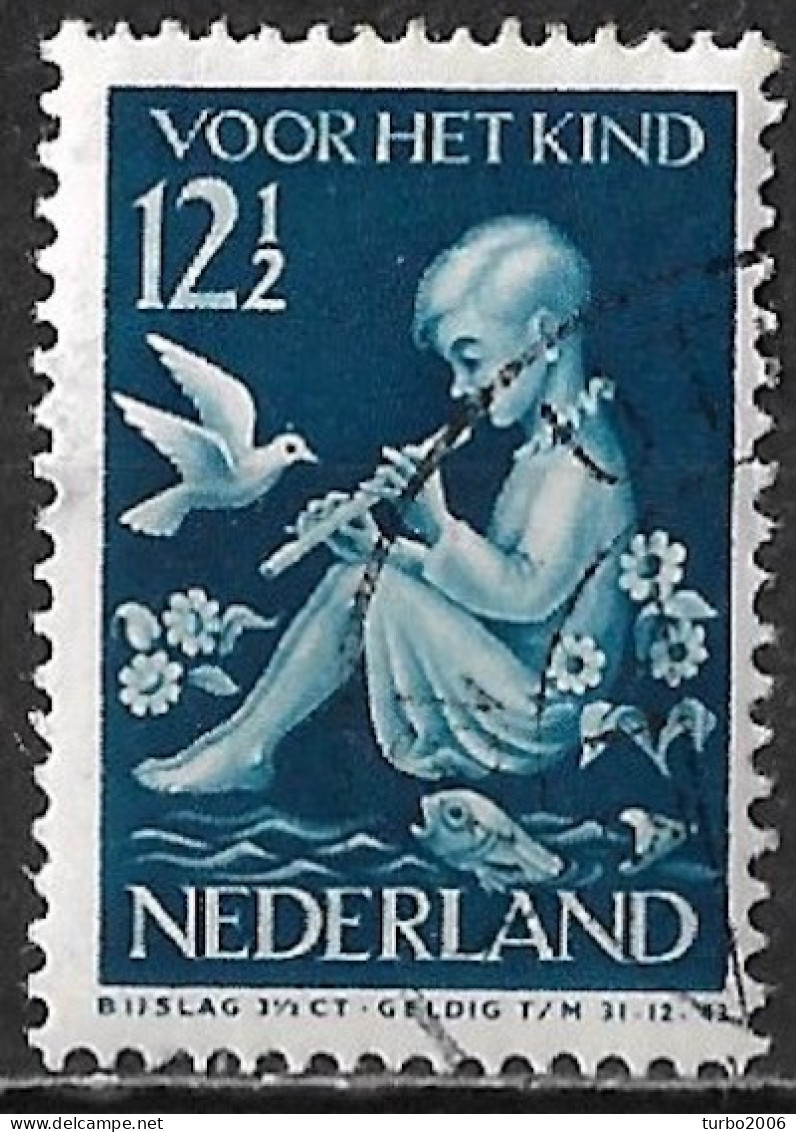 Afwijking Witte Vlek Boven De Kop Van De Duif In 1938 Kinderzegels 12½ + 3½ Ct Blauw NVPH 317 - Variétés Et Curiosités