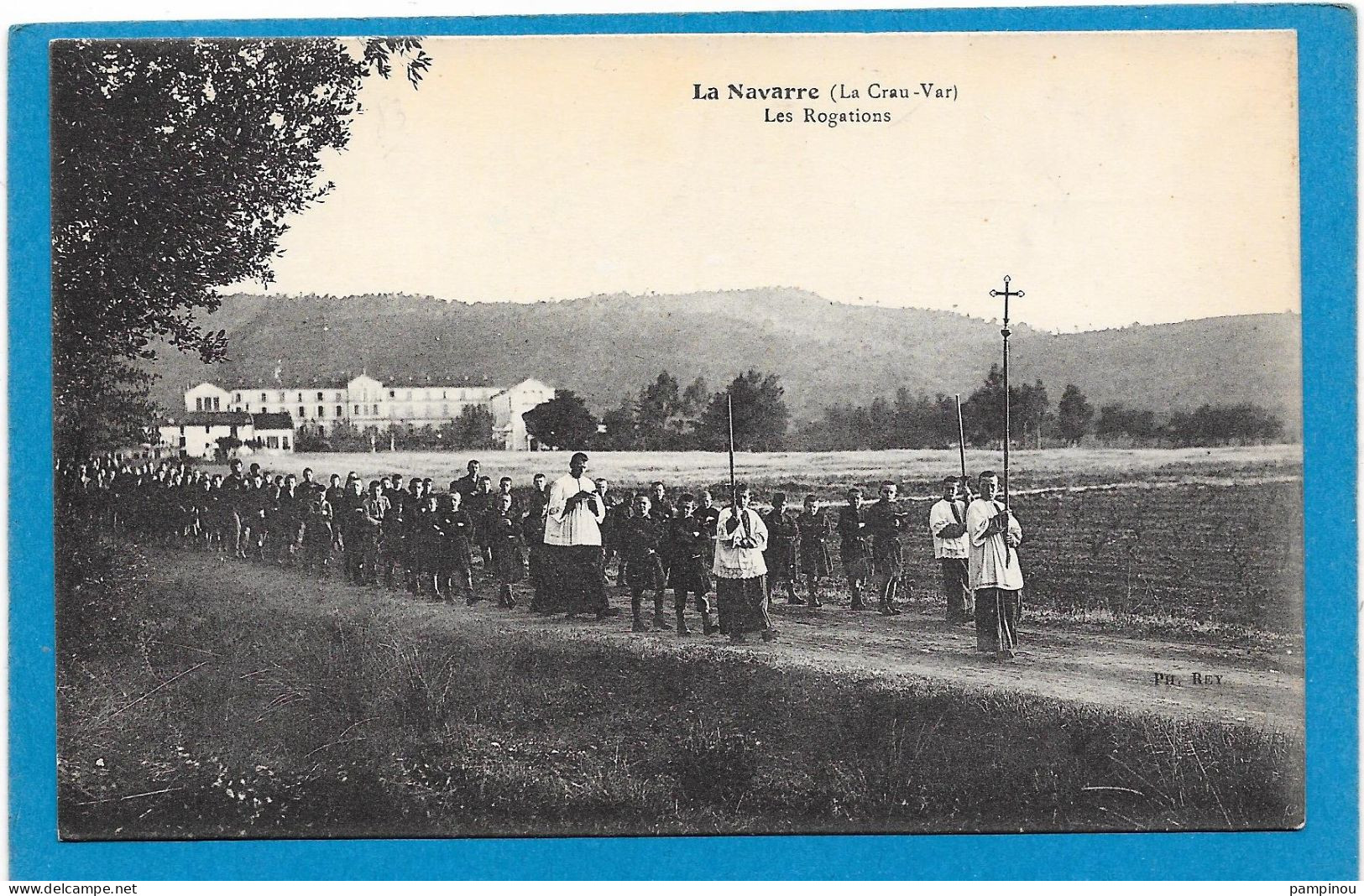 83 LA CRAU - La Navarre - Les Rogations - Animée - La Crau