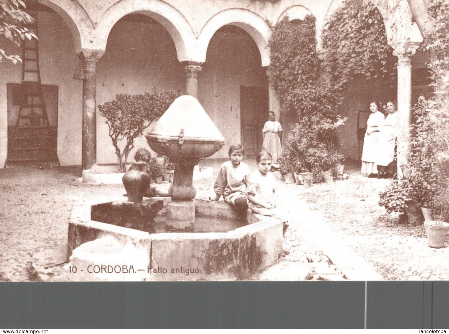 CORDOBA / LOT de 12 CARTES POSTALES