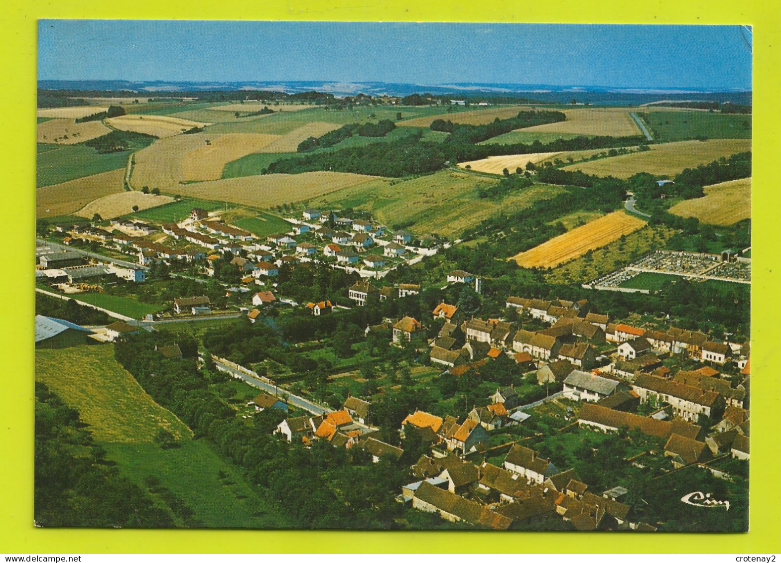 89 CERISIERS Vue Générale En 1985 - Cerisiers