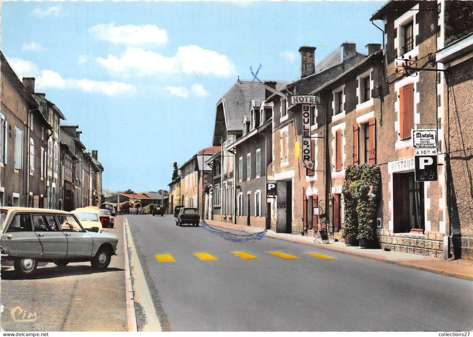 86-COUHE-VERAC- ROUTE DE BORDEAUX AU 1er PLAN L'HÔTEL DE LA BOULE D'OR - Couhe