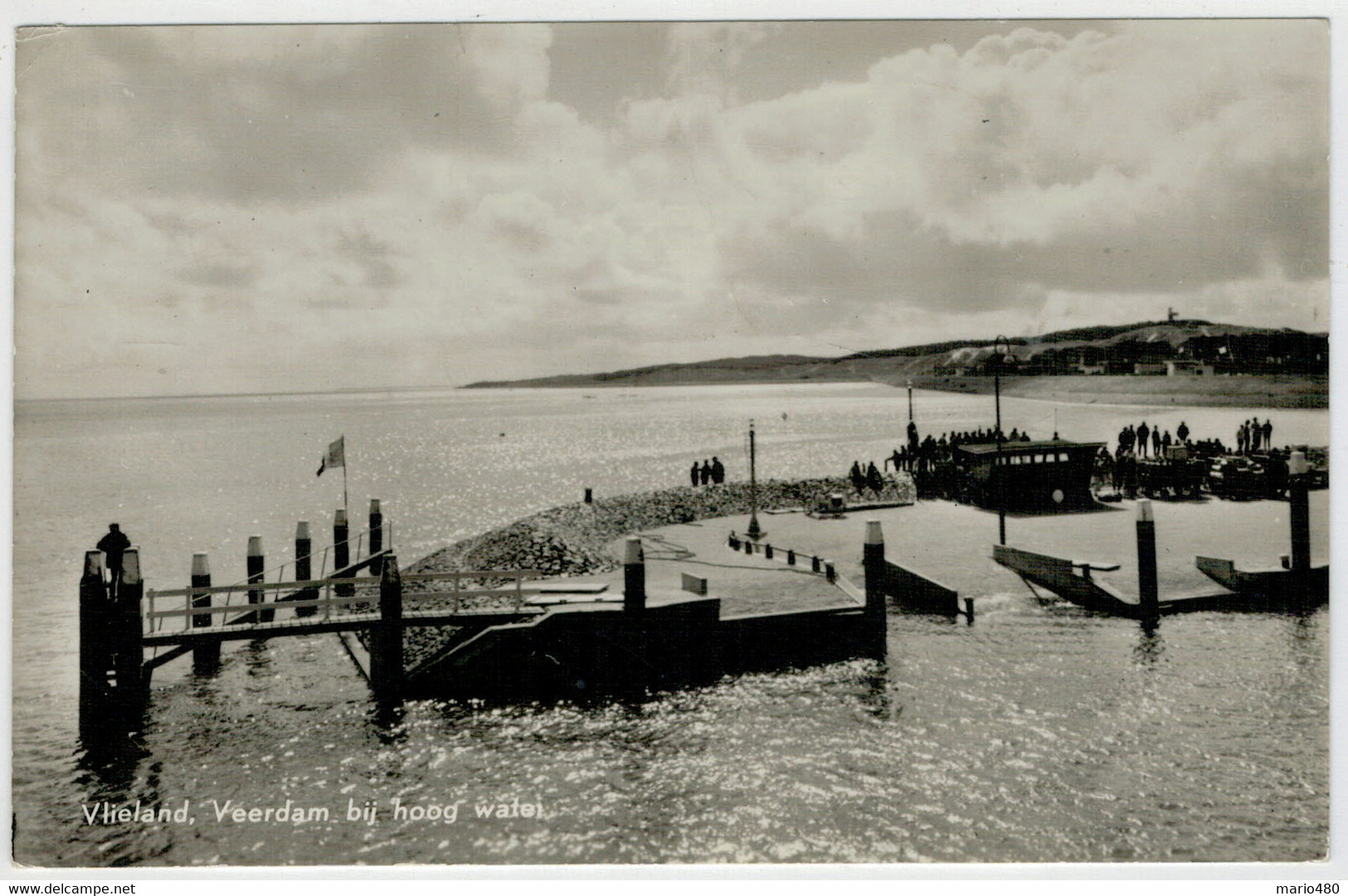 VLIELAND   VEERDAM  BIJ  HOOG  WATEI          2 SCAN  (VIAGGIATA) - Vlieland