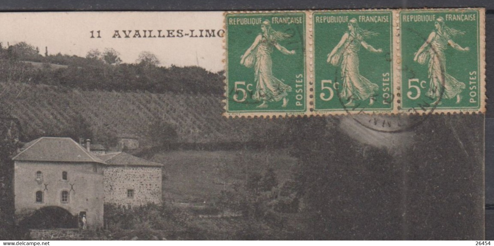 CPA De 86 AVAILLES-LIMOUZINE  " Le Moulin " écrite Le 4 4 1920 Avec Semeuse 5c Vert BANDE De 3 Pour 49 SEGRE - Availles Limouzine