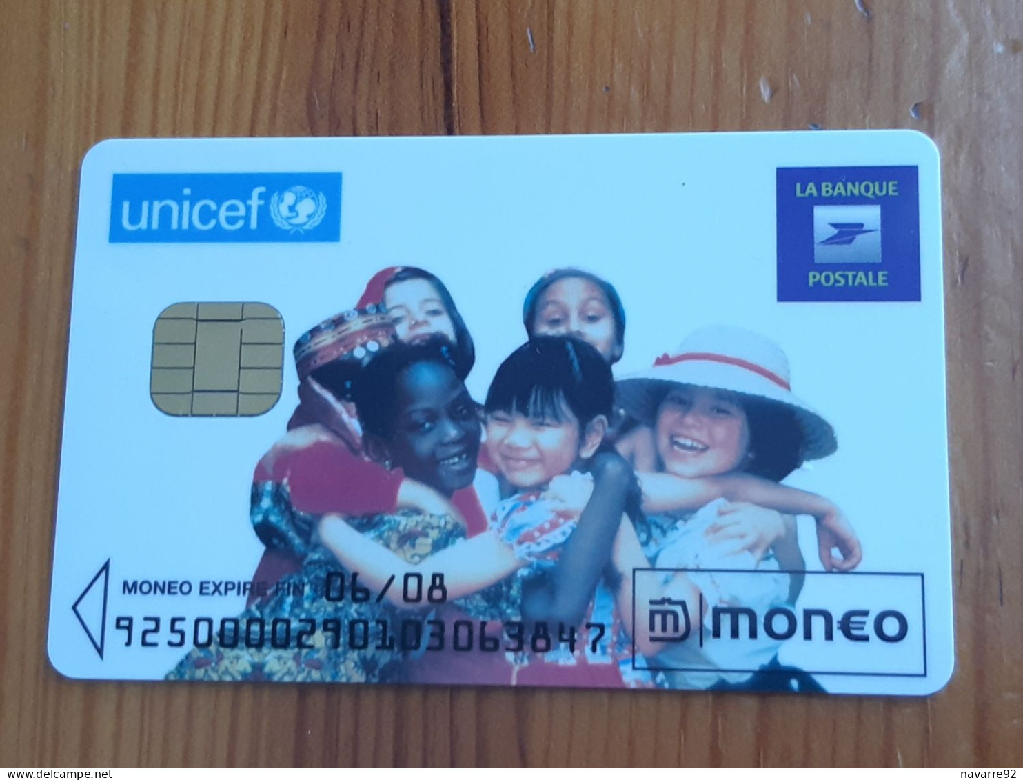 JOLIE CARTE MONEO PORTE MONNAIE ELECTRONIQUE LA BANQUE POSTALE UNICEF PEU COURANT T.B.E !!! - Monéo