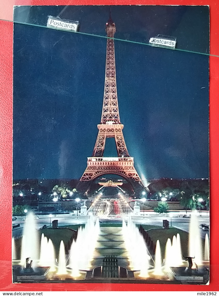 KOV 11-58 - PARIS, La Tour Eiffel, Night, Nuit,  - Tour Eiffel