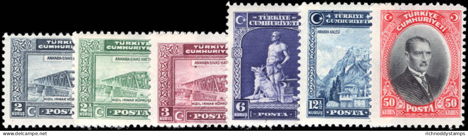 Turkey 1929 New Currency Set With No Dots Over U Of Cumhuriyeti Unmounted Mint. - Unused Stamps