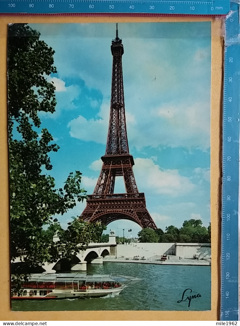 KOV 11-82 - PARIS, France, Tour Eiffel,  - Tour Eiffel