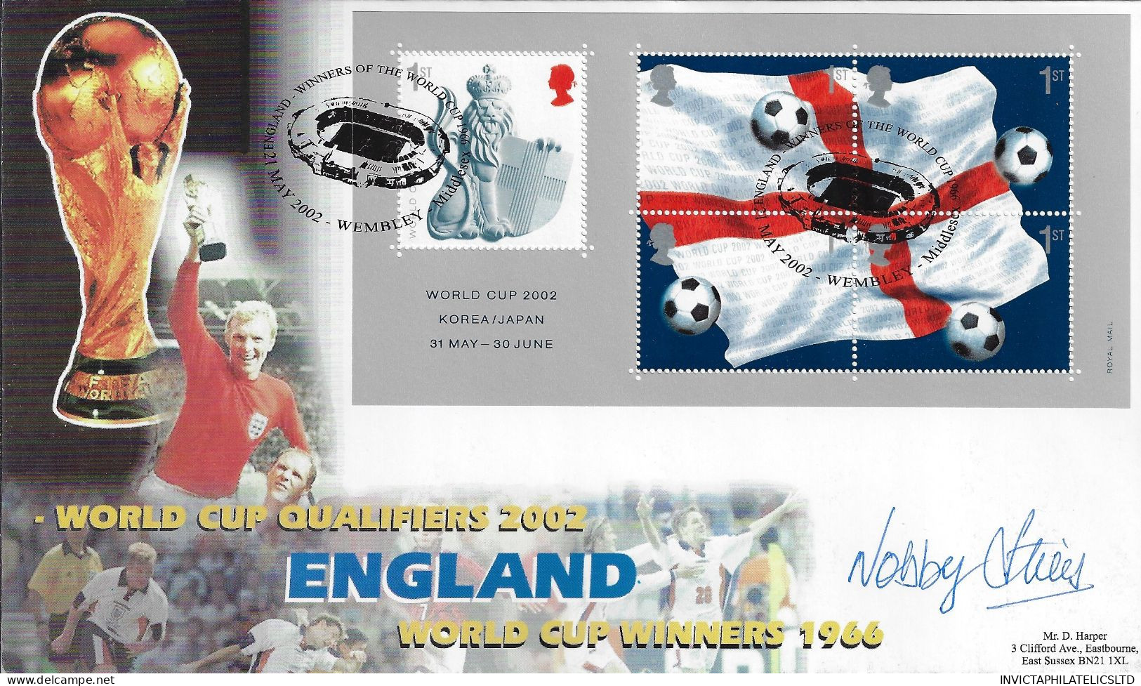 GB 2002 WORLD CUP, D HARPER OFFICIAL FDC SIGNED BY NOBBY STILES WORLD CUP WINNER - 2001-2010 Em. Décimales