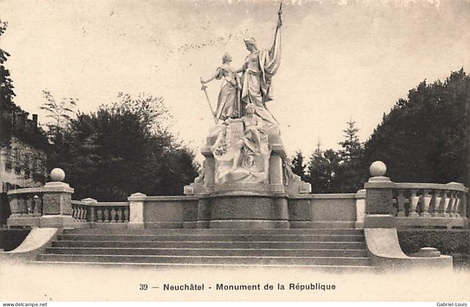 Neuchâtel Monument De La République 1913 - Neuchâtel