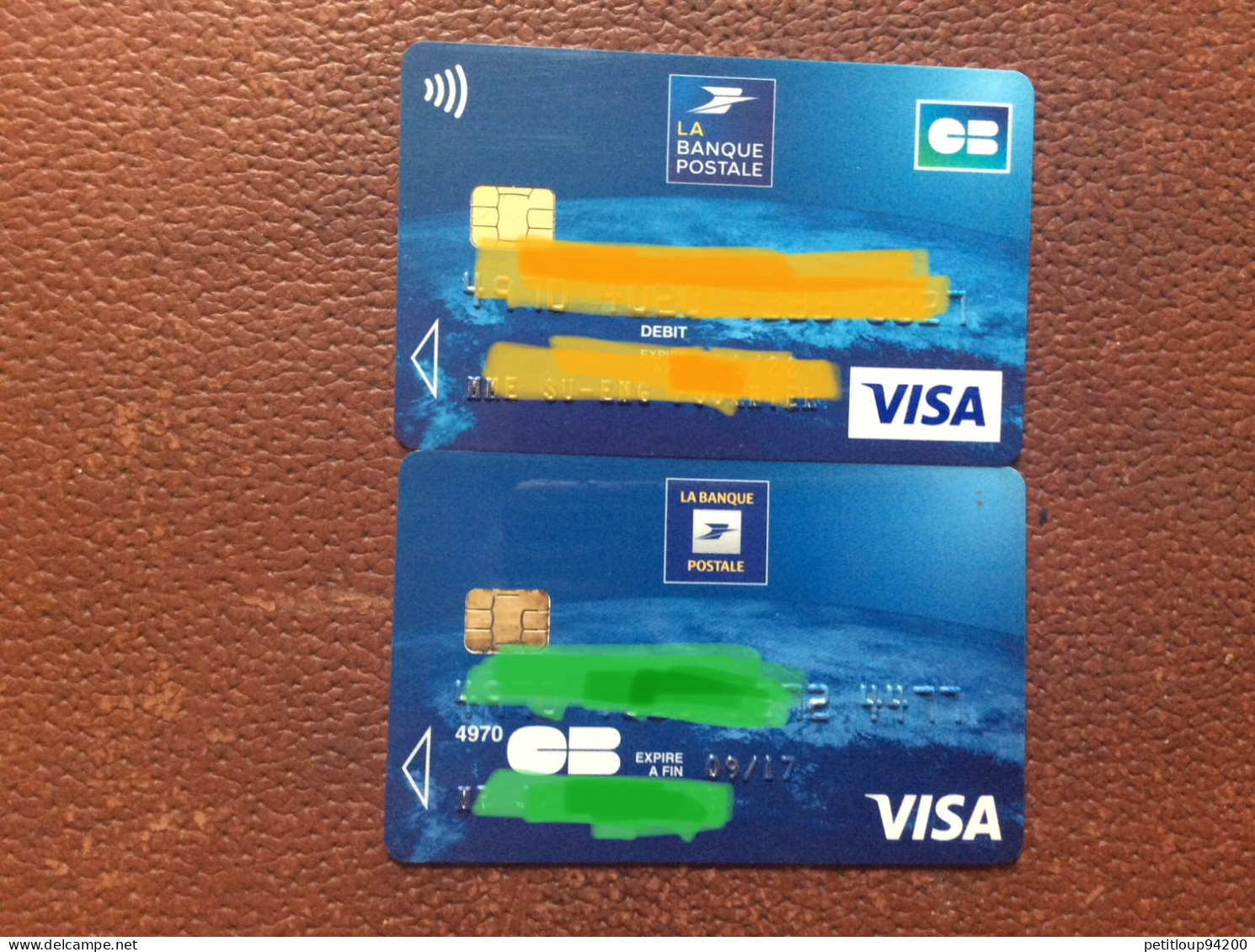 2 CARTES BANCAIRES Visa  LA BANQUE POSTALE - Disposable Credit Card