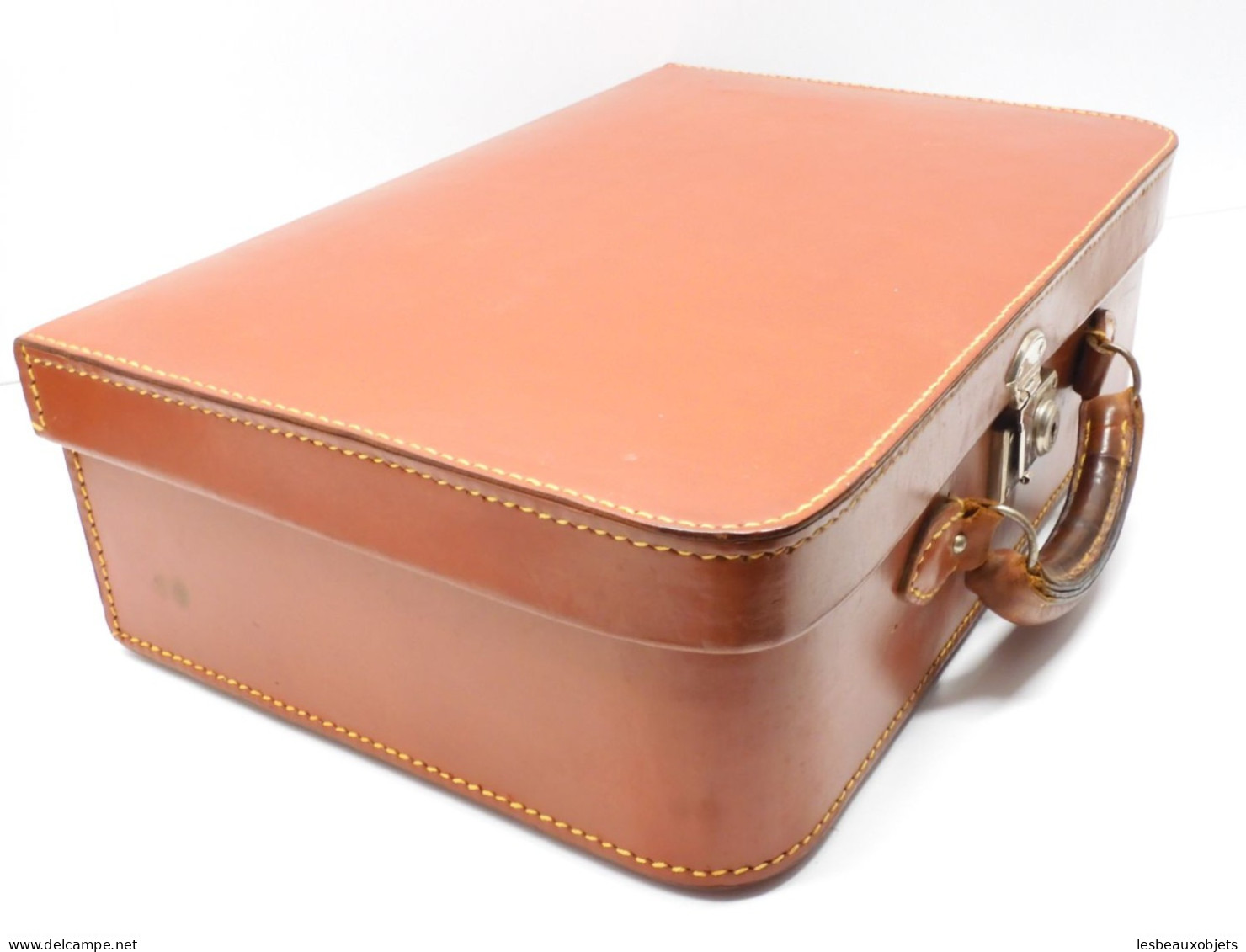 -SUPERBE GROSSE MALLETTE De VOYAGE CUIR BRUN VINTAGE NECESSAIRE TOILETTE   E - Maroquinerie