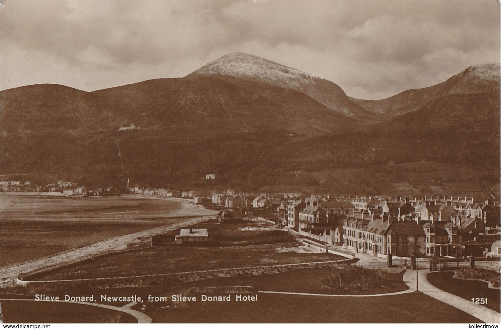 SLIEVE DONARD - NEWCASTLE - BELFAST - Belfast