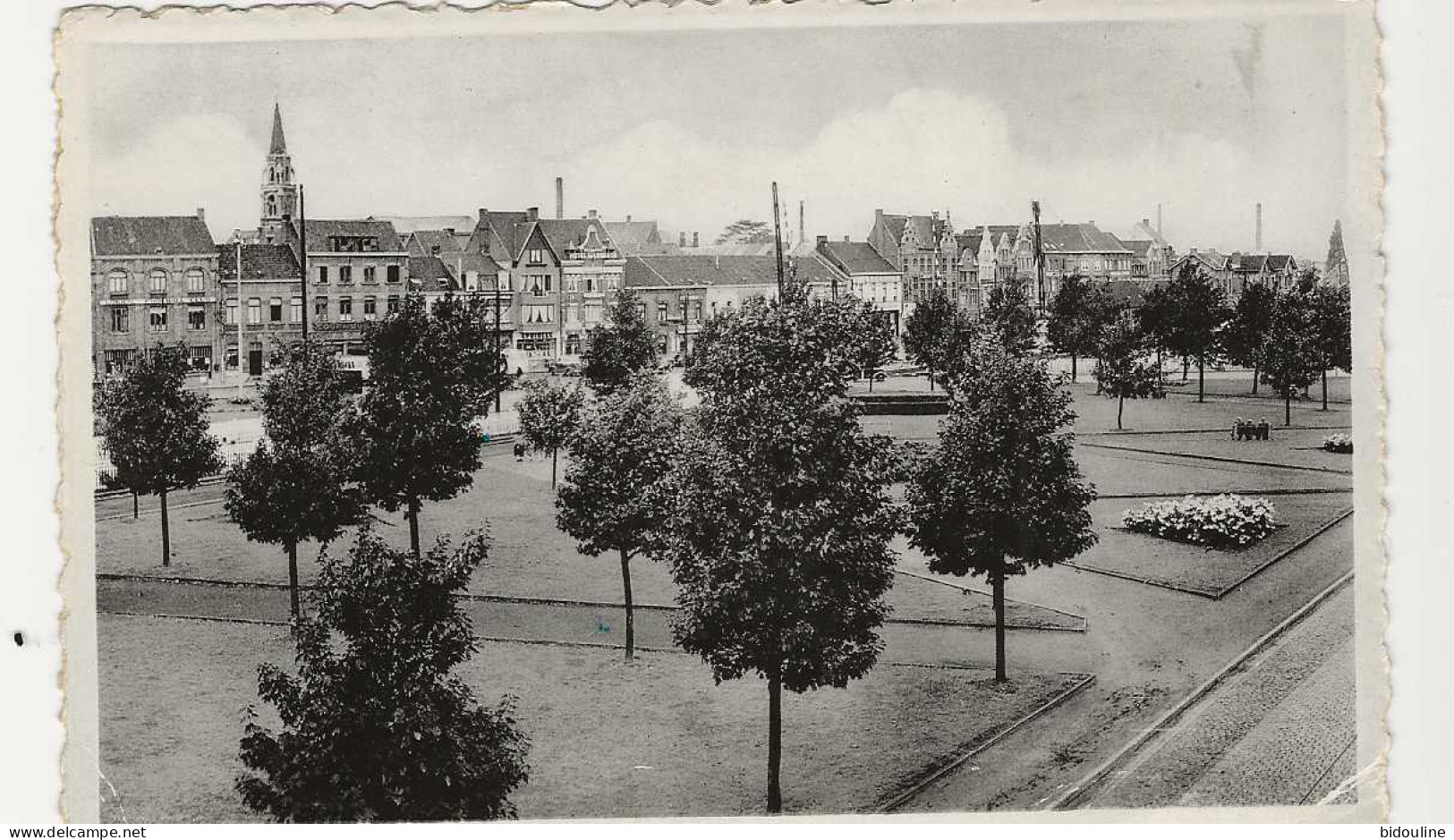 CPA-ROESELARE " Panorama-Stationplein " - Roeselare
