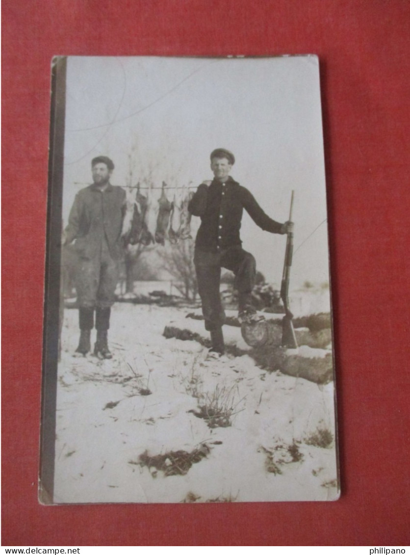 RPPC Hunter With Their Catch.   R.    Ref 6112 - Chasse