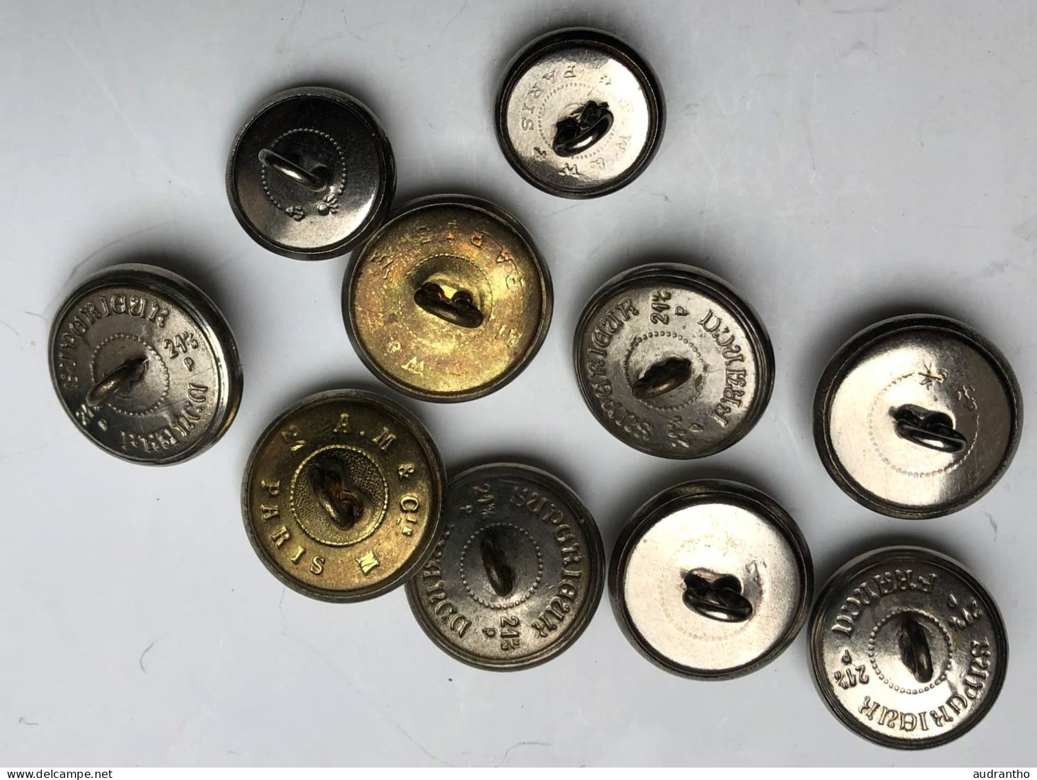 13 Boutons Ancien Militaria - UNIFORME MILITAIRE FRANCE - à La Grenade TW & W Paris - AM & Cie - Supérieure - Boutons