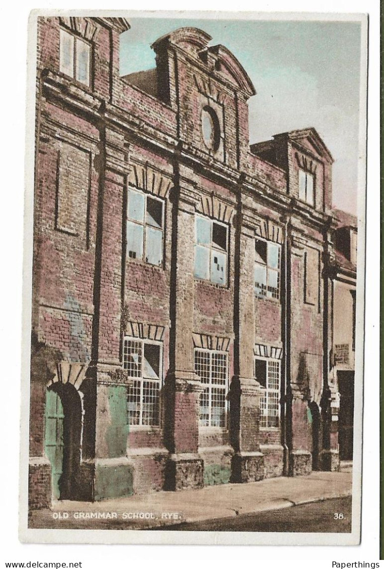 Postcard, Sussex, Rye, Old Grammar School, Road, Street, Building. - Rye