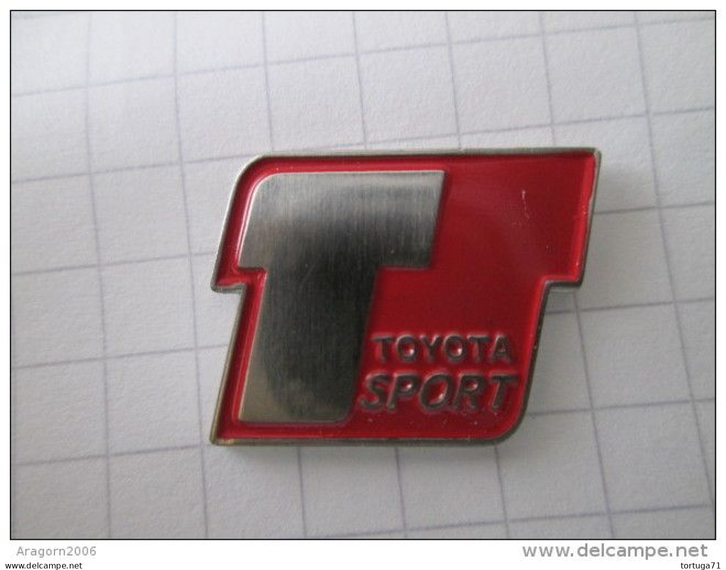 Toyota Sport Rot Ansteckknopf PIN - Toyota