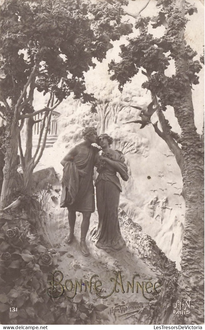 CPA - Mythologie Antiquité - Couple S'embrassant Dans Dans Une Forêt - Bonne Année - FIN Paris - Carte Postale Ancienne - Märchen, Sagen & Legenden