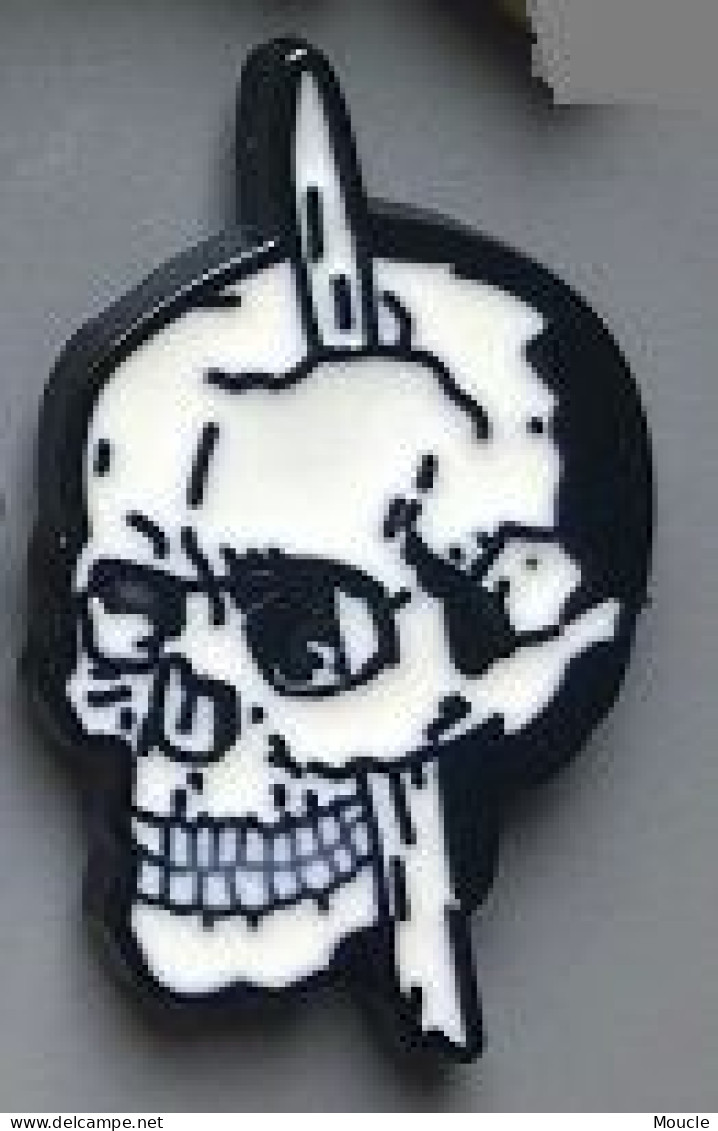 TETE DE MORT - CRANE - BLANCHE - WHITE SKULL - WEISSER TOTENKOPF - TESCHIO BIANCO -      (32) - Personajes Célebres