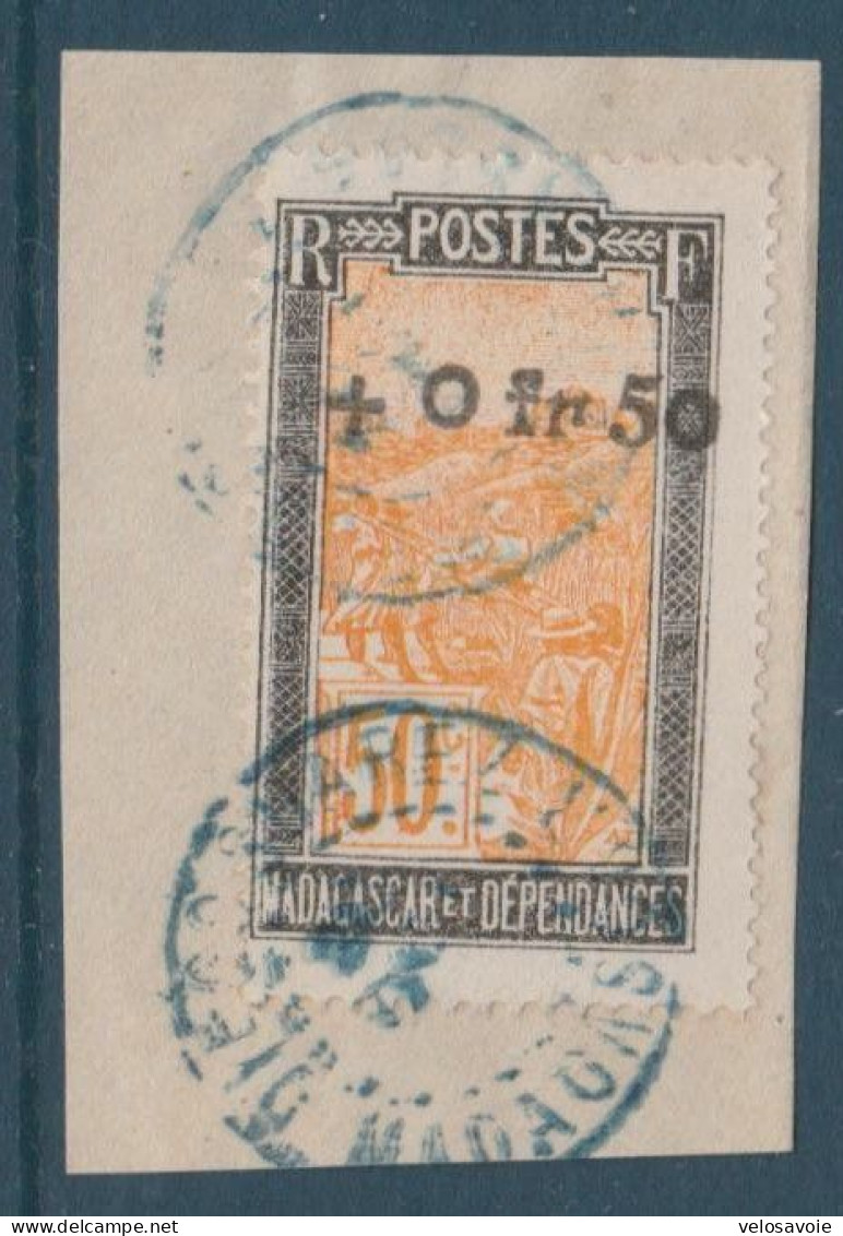 MADAGASCAR N° 139 SURCHARGE 0 FR 50 OBLITERE DIEGO SUAREZ SUR FRAGMENT INCONNU AU CATALOGUE YVERT PEUT ETRE FISCAL? - Used Stamps