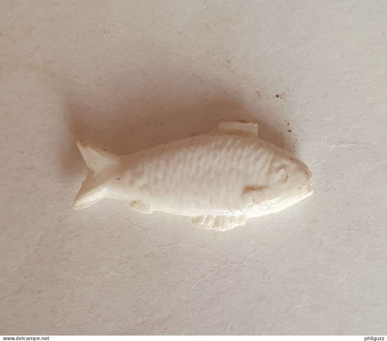 Rare FEVE ANCIENNE  - RARE POISSON EN PLASTIQUE  Ranque Ducongé (4) - Anciennes