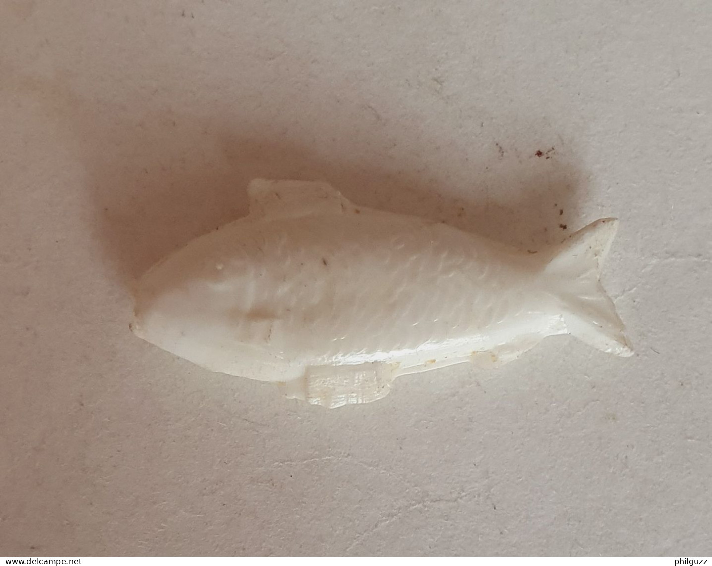 Rare FEVE ANCIENNE  - RARE POISSON EN PLASTIQUE  Ranque Ducongé (4) - Olds