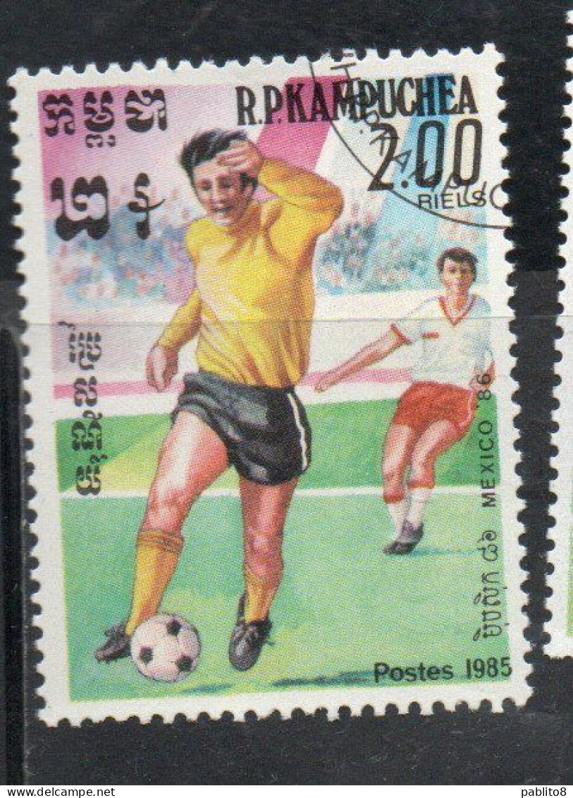 CAMBODIA KAMPUCHEA CAMBOGIA 1985 WORLD CUP SOCCER 1986 CHAMPIONSHIPS MEXICO PLAYERS 2r USED USATO OBLITERE' - Kampuchea