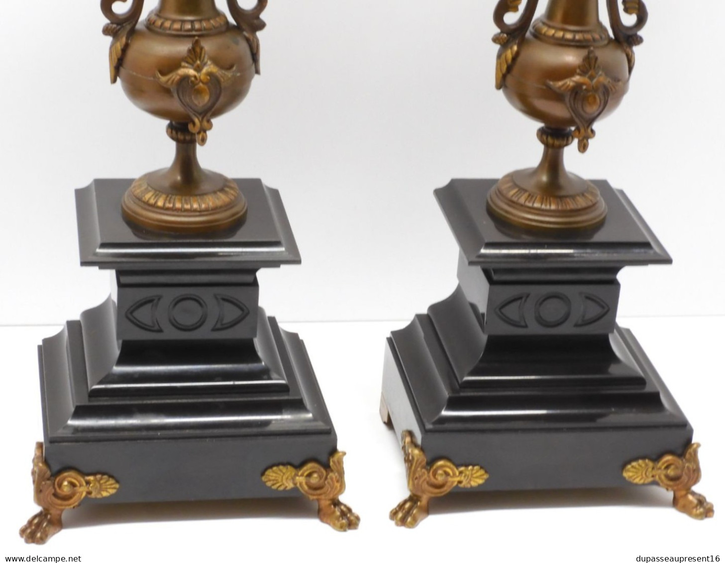 - BELLE PAIRE De BOUGEOIRS CANDELABRES 5 FEUX NAPOLEON III BRONZE MARBRE NOIR   E - Candeleros, Candelabros Y Palmatorias